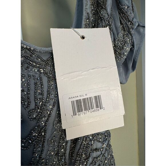 Mac Duggal NWT Short Sleeve Beaded A-Line Tea Length Dress in Silver Size 6 - Picture 7 of 8